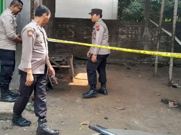 Bikin Heboh! Warga Ketanen Pati Temukan Bayi Dibuang di Sebuah Bengkel
