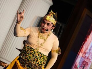Plt Bupati Chandra Main Ketoprak dalam Rangkaian Hari Jadi Ke-703