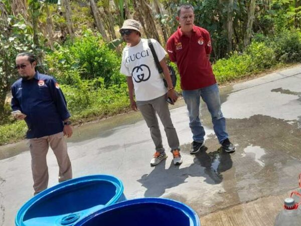FWP Peduli Kekeringan, Salurkan Ribuan Liter Air Bersih ke 2 Desa Terdampak Kekeringan