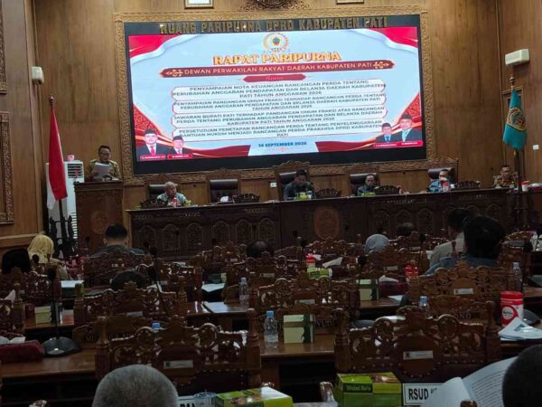 Kepala Dinas hingga Camat Tak Hadiri Paripurna DPRD Pati, Ali Badrudin Kecewa